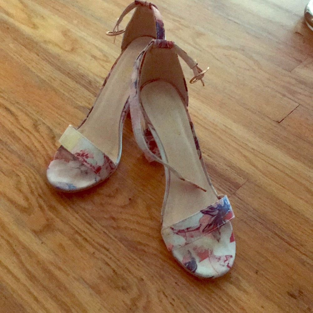 Chunky heel